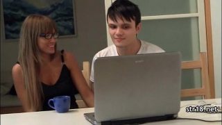 Amateur new met couple having some romance