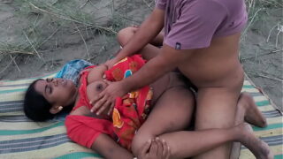 Bangladeshi Village Couple Deep Fuck Fat Pussy In Outdoor
