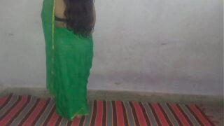 Bengali hot house maid loves to have a hard bang session