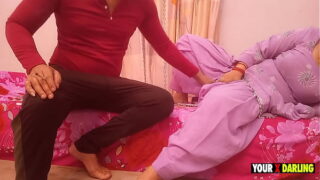 Horny Indian Couple Fingered Pussy With Missionary Style Fucking
