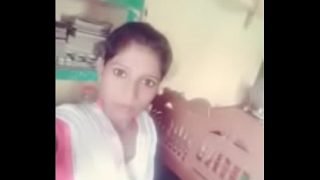 Indian desi school girl showings her nude body