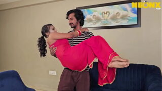 Indian house wife sucking lover dick and fucking her pussy sex video