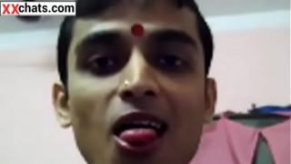 Indian shemale showing his private parts mastrubating visit
