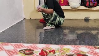 Pyari kamwali bhabhi blowjob aur chut sex movie