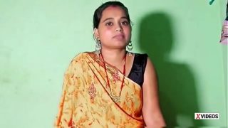 कामवाली को होटल पर बुला के चूत मारी उसकी