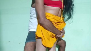 हॉस्टल रूम मे चुदी अपने सीनियर से मल्लू लड़की